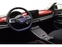 Fiat 600 600e RED 54 kWh | Navigatie via Carplay | 3-fase lader | Parkeersensoren achter | Keyless start | Cruise control