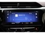 Opel Corsa 1.2 Turbo Hybrid Yes Automaat | Navigatie via Carplay | Stoel & Stuurverwarming | Parkeersensoren | Zwart dak | Extra getint glas | Lichtmetalen velgen