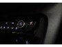 Opel Corsa 1.2 Turbo Hybrid Yes Automaat | Navigatie via Carplay | Stoel & Stuurverwarming | Parkeersensoren | Zwart dak | Extra getint glas | Lichtmetalen velgen