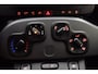 Fiat Panda 1.0 Hybrid City Life | Navigatie via Carplay | 3 Zitplaatsen | Airco | Dakrails | Hoge instap | City functie  | Metaallak | Electrische ramen