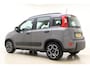 Fiat Panda 1.0 Hybrid City Life | Navigatie via Carplay | 3 Zitplaatsen | Airco | Dakrails | Hoge instap | City functie  | Metaallak | Electrische ramen