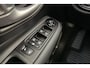 Jeep Renegade 1.5T e-Hybrid S Automaat | Navigatie | Lederen bekleding | Camera | Dakrails | Keylss | Lichtmetalen velgen | Extra getint glas