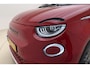 Fiat 500C Abarth Urban 42 kWh | Elektrisch open dak | Sportstoelen | Sportstuur | 17'' lichtmetalen velgen | Navigatie | Camera | Keyless