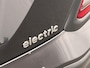Hyundai Kona Electric EV Premium Sky 64 kWh Adaptive Cruise Stoel Verwarming/Verkoeling Camera Carplay Leder Panoramadak