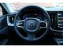 Volvo XC60 B4 Plus Dark Diesel | Platinum Grey Metallic | Intellisafe Line | Climate Line | Zwart Lederen Bekleding | Trekhaak semi Electrisch |