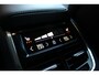 Volvo XC60 B4 Plus Dark Diesel | Platinum Grey Metallic | Intellisafe Line | Climate Line | Zwart Lederen Bekleding | Trekhaak semi Electrisch |
