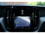 Volvo XC60 B4 Plus Dark Diesel | Platinum Grey Metallic | Intellisafe Line | Climate Line | Zwart Lederen Bekleding | Trekhaak semi Electrisch |