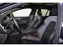 Volvo V60 T6 Recharge AWD Plus Dark - LONG RANGE - Panorama/schuifdak - IntelliSafe Assist & Surround - 360º Camera - Harman/Kardon audio - Adaptieve LED koplampen - Verwarmde voorstoelen, stuur & achterbank - Parkeersensoren voor & achter - Elektr. bedienb. voorstoelen met geheugen - Extra getint glas - Elektr. inklapbare trekhaak - 19' LMV