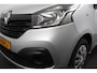 Renault Trafic Passenger 1.6 dCi Grand Authentique Energy incl. BPM/ BTW  L2H1 8 persoons !  Navigatie Airco voor en achter Parkeer sensoren Cruise Control Bumpers in kleur
