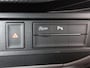 Volkswagen Transporter 2.0 TDI L2H1 28 Dubbele Cabine Highline Automaat Airco Cruise Control adaptief Parkeersensoren Trekhaak