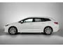 Toyota Corolla Touring Sports 2.0 Hybrid Dynamic | 18'' LM velgen | Adaptive cruise control | Climate control | Stoelverwarming |