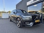 Volvo XC90 T8 AWD Recharge Plug-In R-Design 7-persoons (PANO|360|AUTOPILOT|LUCHTVERING|TREKHAAK|LEDER)