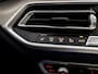 BMW X5 xDrive45e M Sport High Executive 395Pk Automaat (PANORAMADAK, APPLE CARPLAY, LUCHTVERING, HEAD-UP DISPLAY, HARMAN/KARDON, LASER KOPLAMPEN, COMFORTSTOELEN, LIVE COCKPIT PRO, ADAPTIVE CRUISE, NIEUWSTAAT)