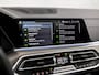 BMW X5 xDrive45e M Sport High Executive 395Pk Automaat (PANORAMADAK, APPLE CARPLAY, LUCHTVERING, HEAD-UP DISPLAY, HARMAN/KARDON, LASER KOPLAMPEN, COMFORTSTOELEN, LIVE COCKPIT PRO, ADAPTIVE CRUISE, NIEUWSTAAT)