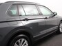 Volkswagen Tiguan 1.5 TSI DSG 150pk Life | Navigatie | Apple Carplay/Android Auto | Parkeersensoren | Adaptive cruise Control | Wegklapbare Trekhaak | Stoel- en stuurverwarming | Ledverlichting | Getinte ramen | Climate Control