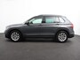 Volkswagen Tiguan 1.5 TSI DSG 150pk Life | Navigatie | Apple Carplay/Android Auto | Parkeersensoren | Adaptive cruise Control | Wegklapbare Trekhaak | Stoel- en stuurverwarming | Ledverlichting | Getinte ramen | Climate Control