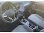 Volkswagen Tiguan 1.5 TSI DSG 150pk Life | Navigatie | Apple Carplay/Android Auto | Parkeersensoren | Adaptive cruise Control | Wegklapbare Trekhaak | Stoel- en stuurverwarming | Ledverlichting | Getinte ramen | Climate Control