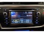 Toyota Auris 1.6 Dynamic 132pk | Climate Control | Trekhaak | Camera | Navigatie | Stoelverwarming | 17" Lichtmetalen Velgen | Cruise Control