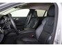 Volvo V60 T6 Recharge AWD Plus Dark - IntelliSafe Assist & Surround - 360º Camera - Harman/Kardon audio - Adaptieve LED koplampen - Verwarmde voorstoelen, stuur & achterbank - Parkeersensoren voor & achter - Elektr. bedienb. voorstoelen met geheugen - Head up display - Extra getint glas - 18' LMV