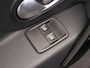Dacia Logan MCV 1.0 TCe Stepway Serie Limitee 15th Anniv. | Trekhaak | Parkeersensoren achter | Achteruitrijcamera | Climate control | Navigatie |