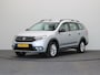 Dacia Logan MCV 1.0 TCe Stepway Serie Limitee 15th Anniv. | Trekhaak | Parkeersensoren achter | Achteruitrijcamera | Climate control | Navigatie |