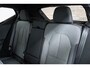 Volvo XC40 B4 Plus Dark | Verwarmde Voorstoelen+Stuurwiel | Verwarmde voorruit | Semi-Elektrische Trekhaak | Harman Kardon Premium Audio | Apple Carplay / Android Auto | Electrisch bedienbare voorstoelen | Google infotaiment