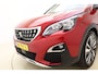Peugeot 3008 1.2 PureTech Première | Apple Carplay/Android Auto | Navigatie | Trekhaak | Elektrische Achterklep | Achteruitrijcamera |