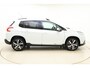 Peugeot 2008 1.6 VTi Féline 120 PK | Handgeschakeld | Parkeersensor | Cruise Control | Panoramadak | Climate Control | Radio | Bluetooth | Licht metalen velgen