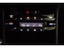 Peugeot 2008 1.6 VTi Féline 120 PK | Handgeschakeld | Parkeersensor | Cruise Control | Panoramadak | Climate Control | Radio | Bluetooth | Licht metalen velgen