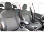 Peugeot 208 1.2 PureTech Blue Lion | Trekhaak | Navigatie | Elektrische ramen voor | Parkeersensoren achter | Cruise control |