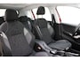 Peugeot 2008 1.2 PureTech Blue Lion 110pk | Apple Carplay /Android Auto | Panoramadak | Airco | Cruise Control | Navigatiesysteem full map |