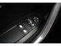 Peugeot 2008 1.2 PureTech Blue Lion 110pk | Apple Carplay /Android Auto | Panoramadak | Airco | Cruise Control | Navigatiesysteem full map |