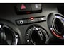 Peugeot 2008 1.2 PureTech Blue Lion 110pk | Apple Carplay /Android Auto | Panoramadak | Airco | Cruise Control | Navigatiesysteem full map |
