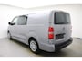 Peugeot e-Expert EV L3 75 kWh 100 % Elektrisch | Stoelverwarming | Camera | Navigatie | Xenon | Radio | Climate Control | Ramen zijn te blinderen | Eventueel ombouw naar DC | Voorraad | Direct leverbaar