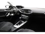 Peugeot 308 1.2 PureTech Blue Lease Premium | Navigatie | Apple carplay | Parkeersensoren v+a | Trekhaak | Automatische airco | Stuurwiel multifunctioneel |