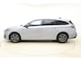 Peugeot 308 SW 1.2 PureTech Allure | Apple carplay/Android auto | Parkeercamera V + A | Electronic climate control | Draadloze telefoonlader | Stoelverwarming | Navigatie | Parkeersensoren V+A |