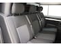 Peugeot Expert 231L 2.0 BlueHDI 120 DC Premium | 5 zits | Achteruitrijcamera | Trekhaak | Airco | Navigatie | Cruise control | Lichtmetalen velgen | Bumpers in kleur | Trekhaak