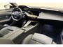 Peugeot 408 e-408 GT Avantage 58 kWh | Apple carplay/Android | Panoramadak | Elektrische kofferklep | verwarmde voorstoelen | Verwarmd stuur | AGR comfortstoelen |