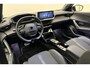 Peugeot 2008 1.2 Hybrid 136 GT | Climate control | Apple carplay/Android auto | Navigatie | Cruise control | Draadloze telefoonlader | Lichtmetalen velgen 17" |