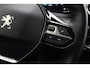 Peugeot e-2008 EV Active 50 kWh | Apple Carplay/Android Auto | Climate control | Lichtmetalen velgen 16" | Keyless start | Achteruitrij camera |