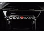Peugeot e-2008 EV Active 50 kWh | Apple Carplay/Android Auto | Climate control | Lichtmetalen velgen 16" | Keyless start | Achteruitrij camera |