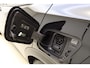 Peugeot e-2008 EV Active 50 kWh | Apple Carplay/Android Auto | Climate control | Lichtmetalen velgen 16" | Keyless start | Achteruitrij camera |