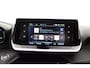Peugeot e-2008 EV Active 50 kWh | Apple Carplay/Android Auto | Climate control | Lichtmetalen velgen 16" | Keyless start | Achteruitrij camera |