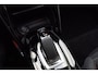 Peugeot e-2008 EV Active 50 kWh | Apple Carplay/Android Auto | Climate control | Lichtmetalen velgen 16" | Keyless start | Achteruitrij camera |