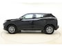 Peugeot e-2008 EV Active 50 kWh | Apple Carplay/Android Auto | Climate control | Lichtmetalen velgen 16" | Keyless start | Achteruitrij camera |