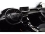 Peugeot e-2008 EV Active 50 kWh | Apple Carplay/Android Auto | Climate control | Lichtmetalen velgen 16" | Keyless start | Achteruitrij camera |