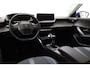 Peugeot 2008 1.2 PureTech Allure | Apple Carplay/Android Auto | Navigatie | 3D Cockpit | Cruise control | Keyless entry + Start | Parkeersensoren V+A | Achteruitrijcamera |