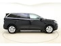 Peugeot 5008 1.2 PureTech Blue Lease Executive | Achteruitrijcamera | Parkeersensoren V + A | Climate control | Lederen stoelen | Draadloze telefoonlader | Navigatie | Lichtmetalen velgen 17'' |