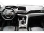 Peugeot 5008 1.2 PureTech Blue Lease Executive | Achteruitrijcamera | Parkeersensoren V + A | Climate control | Lederen stoelen | Draadloze telefoonlader | Navigatie | Lichtmetalen velgen 17'' |