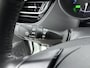 Toyota C-HR 2.0 Hybrid Style | Voorstoelen Verwarmd | Stuurwiel Verwarmd | Lane Assist | Elektrisch verstelbare Spiegels |